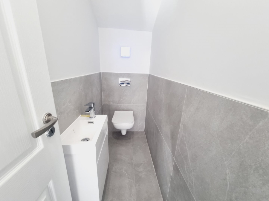 3 Bedroom Property for Sale in Sandown Western Cape